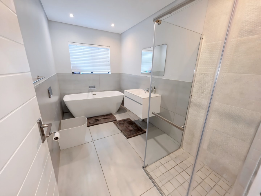 4 Bedroom Property for Sale in Sandown Western Cape